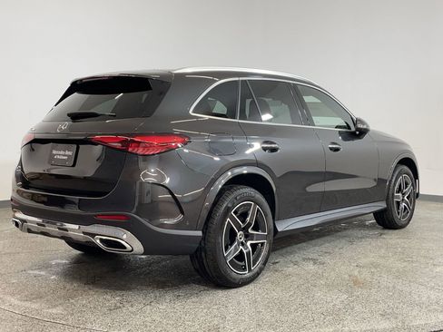 Certified 2025 Mercedes-Benz GLC 300 image 8