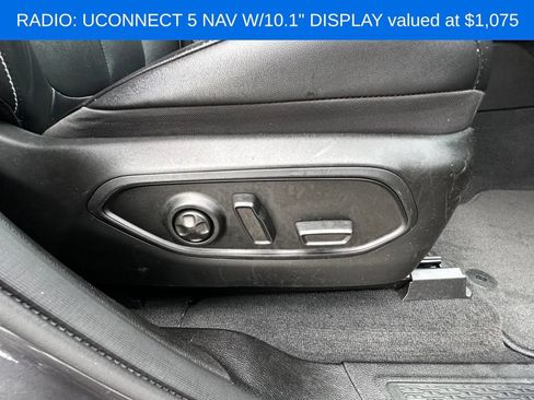 Used 2022 Jeep Grand Cherokee L Limited AWD/4WD image 13