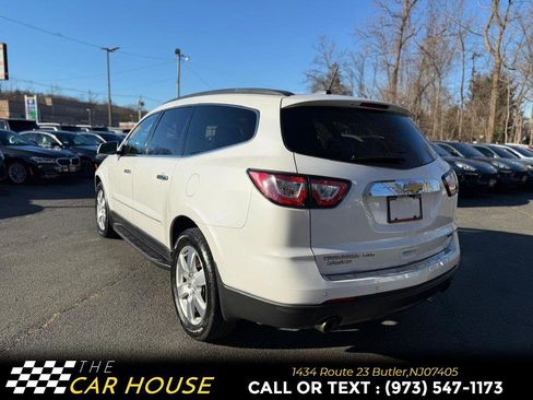 Used 2017 Chevrolet Traverse Premier image 16