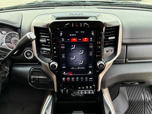 Used 2020 RAM 3500 Laramie image 26