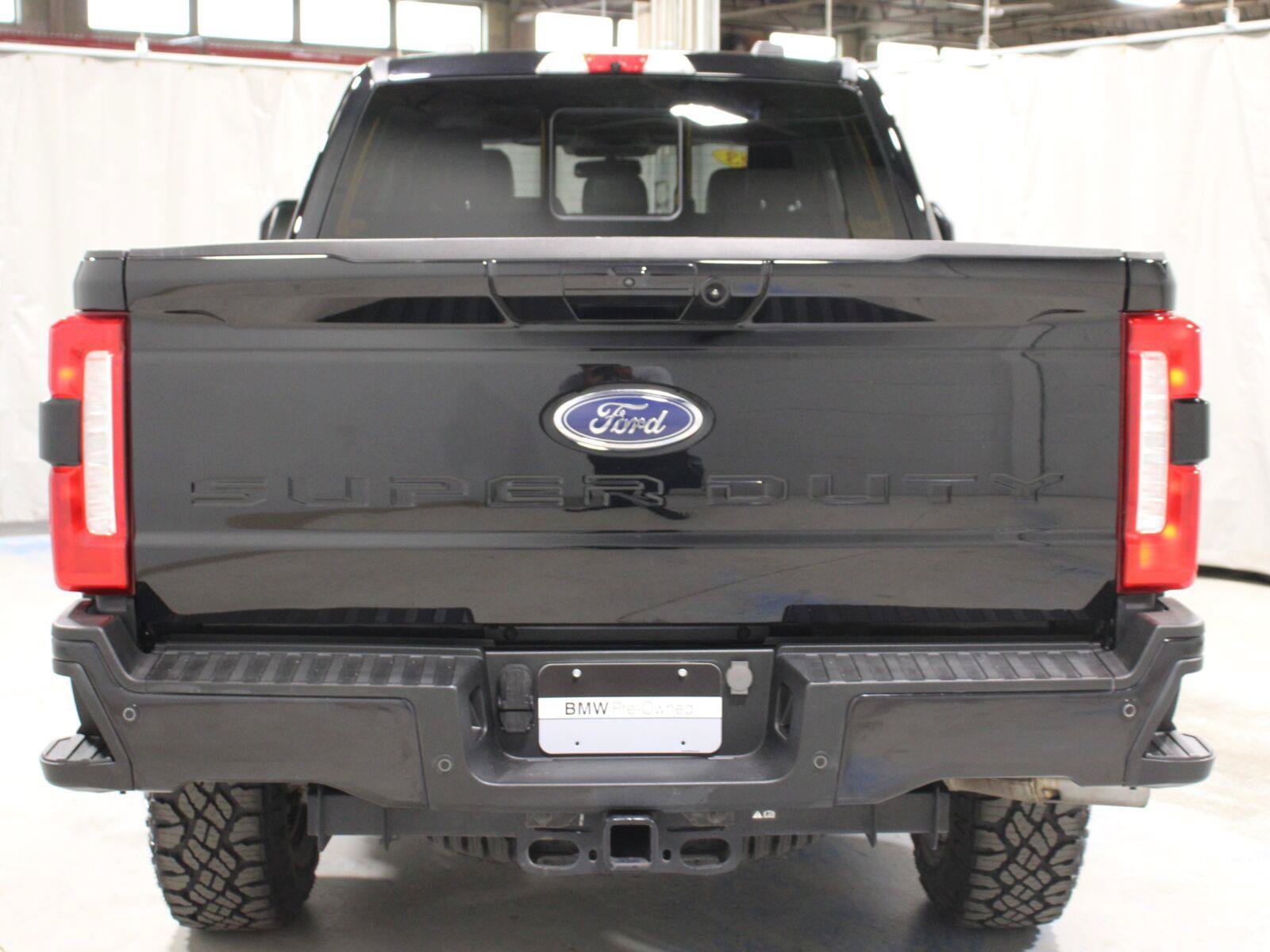 Used 2023 Ford F250 Lariat w/ Lariat Ultimate Package AWD/4WD image 16