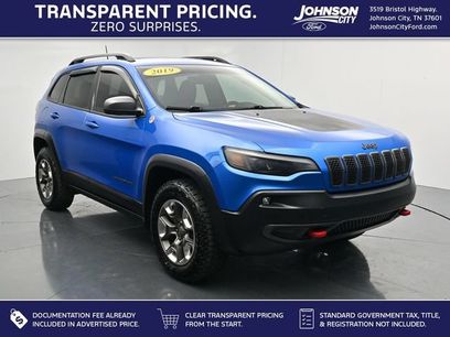 Used 2019 Jeep Cherokee Trailhawk w/ Comfort/Convenience Group