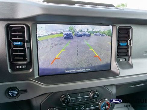 Used 2024 Ford Bronco Black Diamond image 17