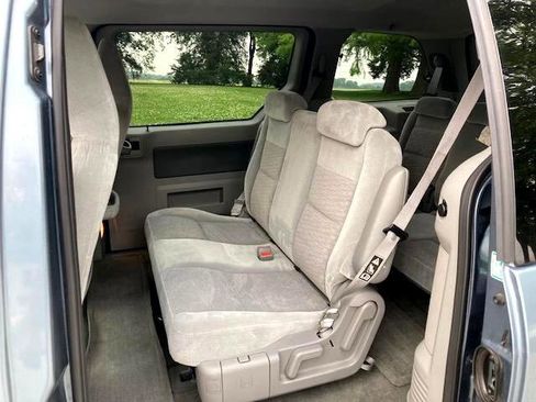 Used 2004 Ford Freestar SE image 19