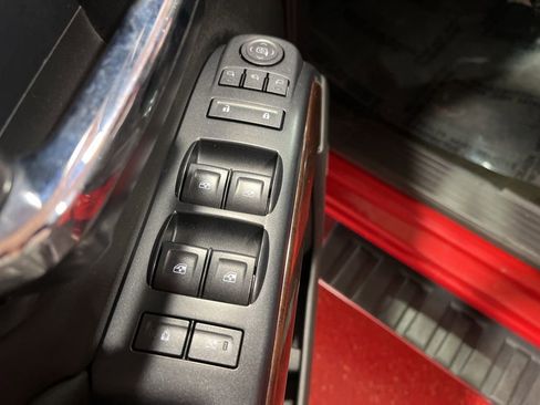 Used 2017 GMC Sierra 1500 SLT AWD/4WD image 19