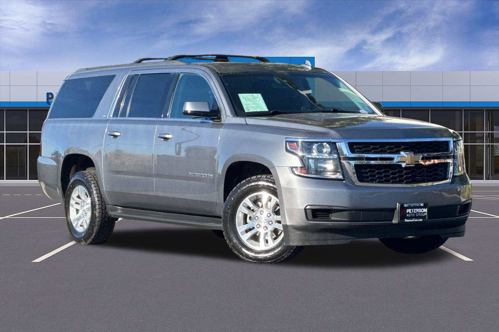 Used 2018 Chevrolet Suburban LT AWD/4WD image 2