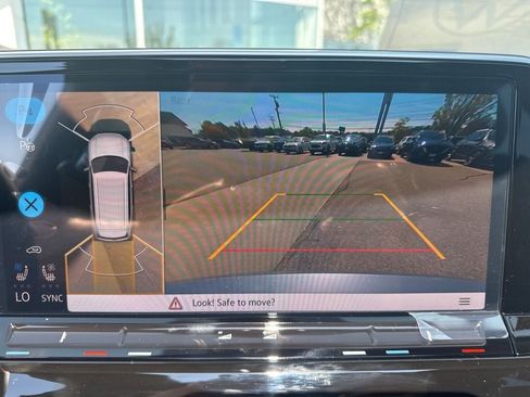 New 2026 Volkswagen Atlas SEL Premium R-Line image 22