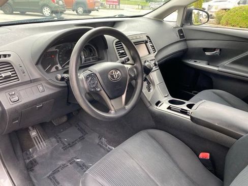 Used 2013 Toyota Venza LE FWD image 8