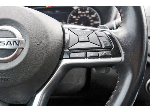 Used 2020 Nissan Altima 2.5 SR FWD image 14