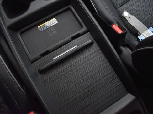 Used 2023 Honda Odyssey Elite image 24