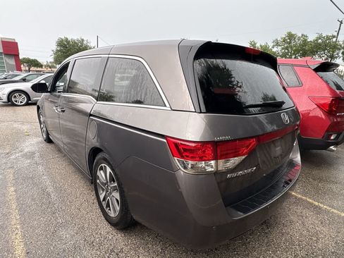 Used 2014 Honda Odyssey Touring Elite image 3