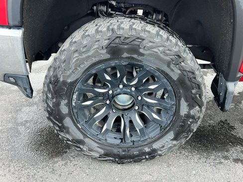 Used 2020 Chevrolet Silverado 3500 LTZ w/ LTZ Premium Package image 13