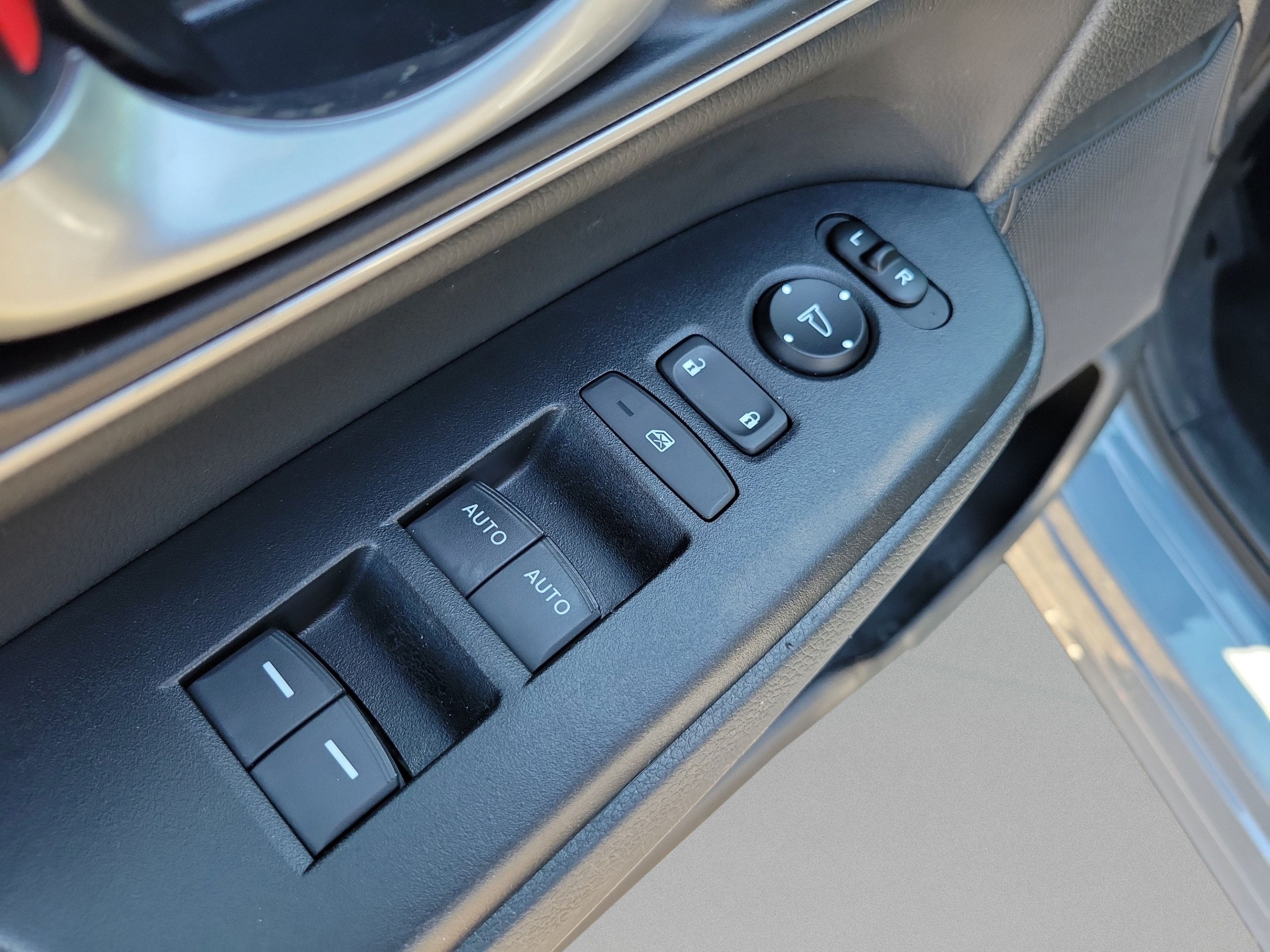 Certified 2021 Honda CR-V Touring image 21