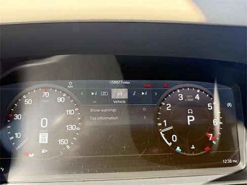 Used 2022 Land Rover Defender 110 X-Dynamic SE image 16