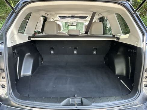 Used 2015 Subaru Forester 2.5i Premium w/ All-Weather Package AWD/4WD image 23