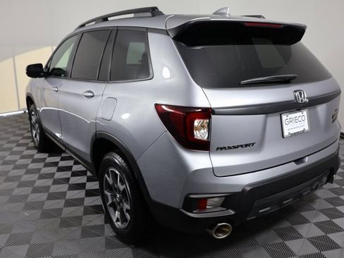 Used 2022 Honda Passport TrailSport image 6