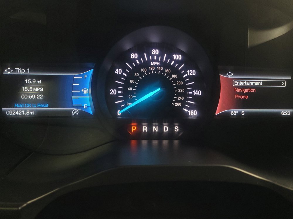 Used 2020 Ford Edge ST-Line w/ Cold Weather Package FWD image 23