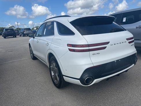 Used 2022 Genesis GV70 3.5T Sport w/ Sport Advanced Package AWD/4WD image 7