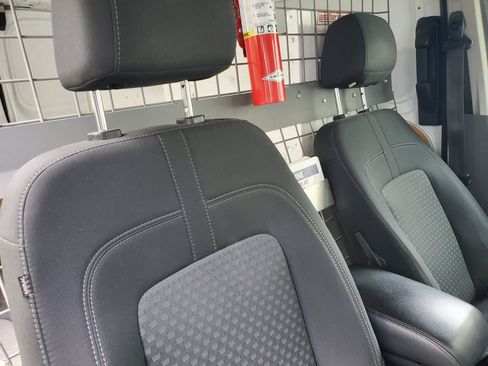 Used 2019 Ford Transit Connect XLT FWD image 44