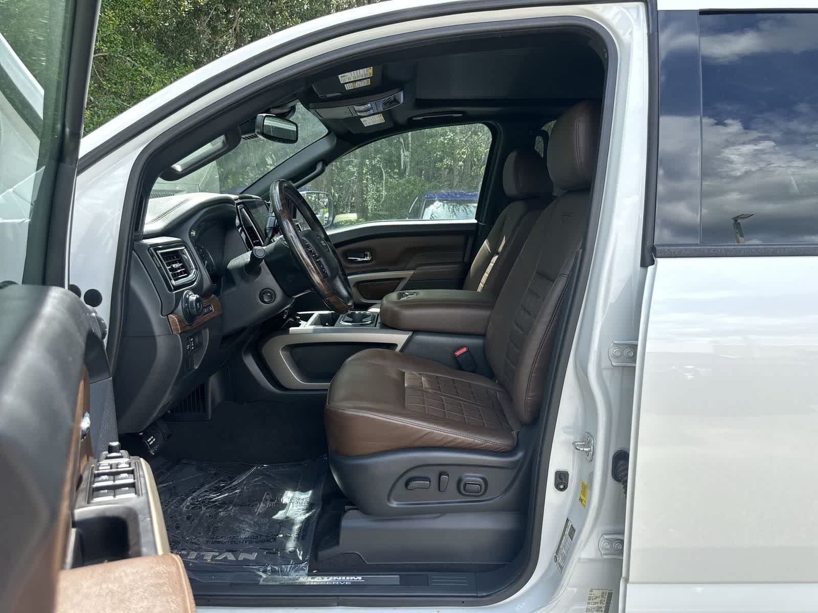 Used 2021 Nissan Titan Platinum Reserve w/ Moonroof Package AWD/4WD image 2