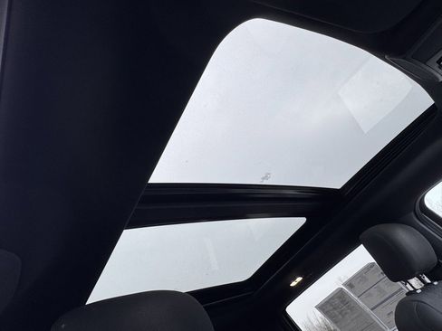 Certified 2019 Ford F150 XLT w/ Equipment Group 302A Luxury image 15