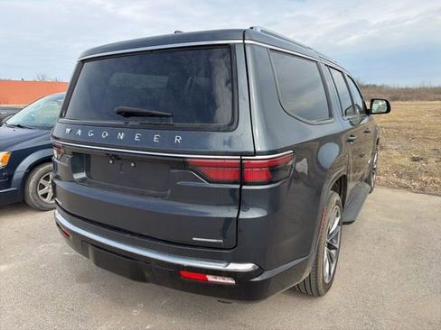 Used 2023 Jeep Wagoneer Series II w/ Premium Group I image 14
