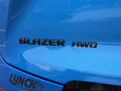 Used 2024 Chevrolet Blazer RS w/ Driver Confidence II Package image 11