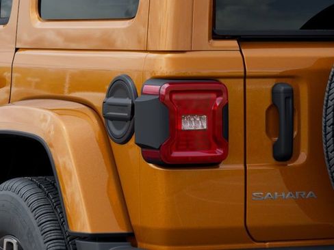 New 2026 Jeep Wrangler Unlimited Sahara AWD/4WD image 9