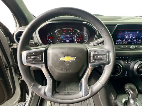 Used 2019 Chevrolet Blazer LT w/ Sound & Technology Package FWD image 15