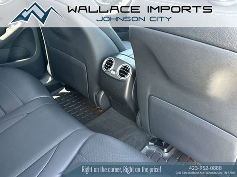 Used 2021 Mercedes-Benz GLC 300 4MATIC image 41