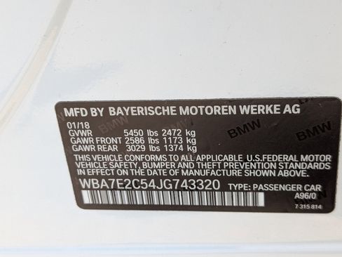 Used 2018 BMW 740i image 31