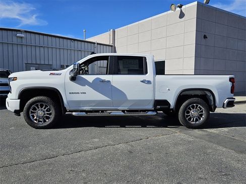 New 2026 Chevrolet Silverado 2500 LT w/ Z71 Chrome Sport Edition image 2