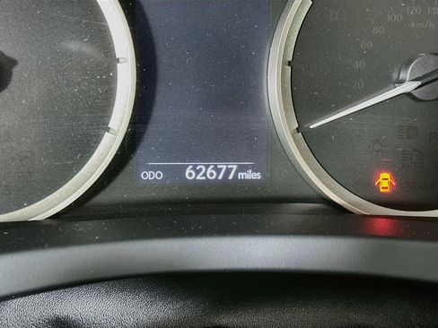 Used 2016 Lexus IS 200t w/ Navigation System Package RWD image 19