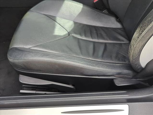 Used 2005 Mercedes-Benz SLK 350 image 13