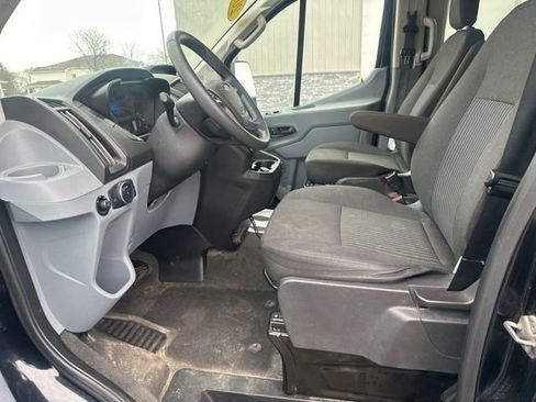 Used 2018 Ford Transit 150 XL image 11