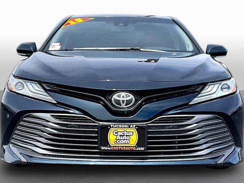 Used 2018 Toyota Camry XLE w/ Audio Package FWD image 3
