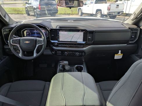 New 2025 Chevrolet Silverado 1500 LT w/ Safety Package RWD image 27