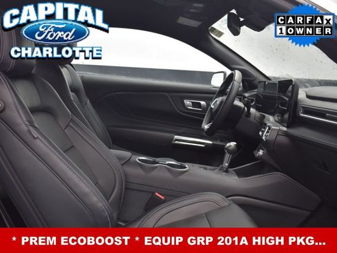 Used 2025 Ford Mustang Premium image 11
