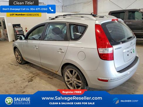 Used 2011 Hyundai Elantra FWD image 3
