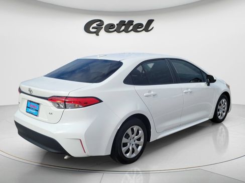 Used 2024 Toyota Corolla LE FWD image 5
