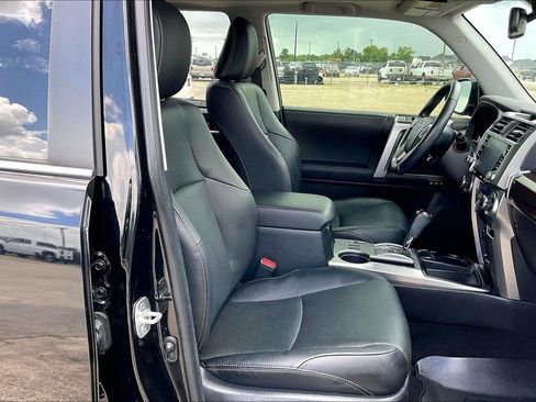 Used 2024 Toyota 4Runner Limited RWD image 30