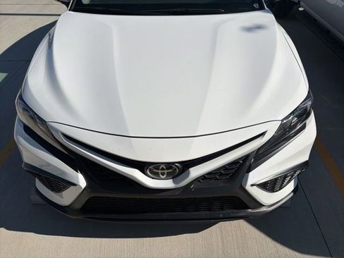 Used 2024 Toyota Camry SE w/ Convenience Package FWD image 2