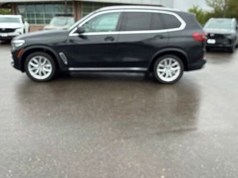 Used 2019 BMW X5 xDrive40i w/ Convenience Package AWD/4WD image 2