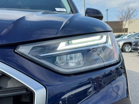 Used 2023 Audi Q5 2.0T Premium w/ Convenience Package image 9