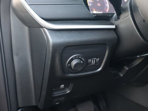 New 2025 Jeep Grand Cherokee Laredo X w/ Trailer Tow Package image 18