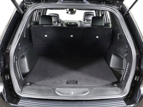 Used 2021 Jeep Grand Cherokee Limited X image 21