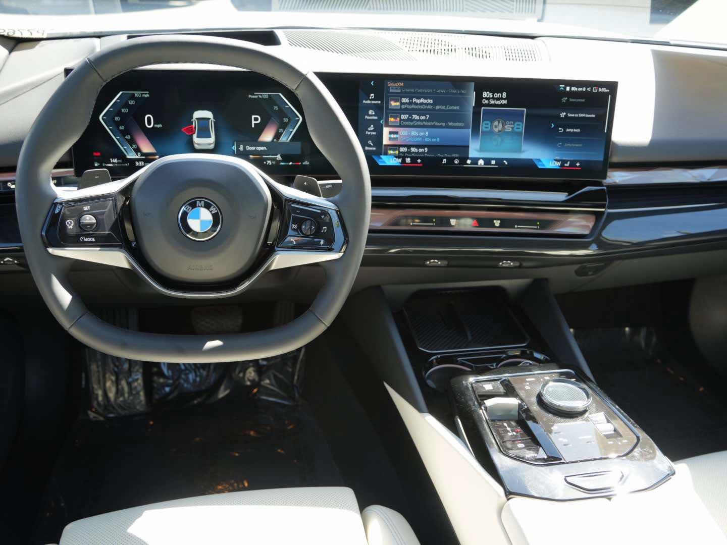 Used 2026 BMW 530i RWD image 7