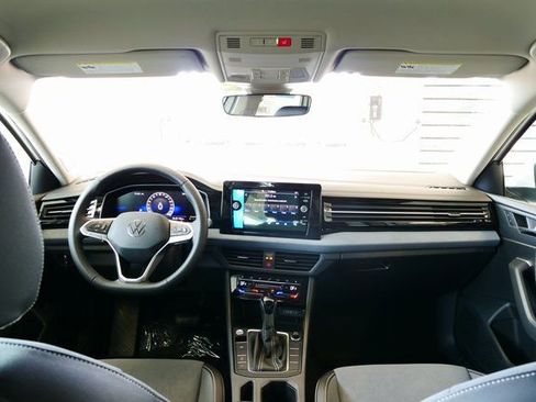 New 2025 Volkswagen Jetta SE image 16