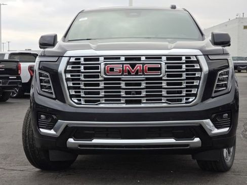 New 2026 GMC Yukon XL Denali w/ Sun & Power Step Package image 23