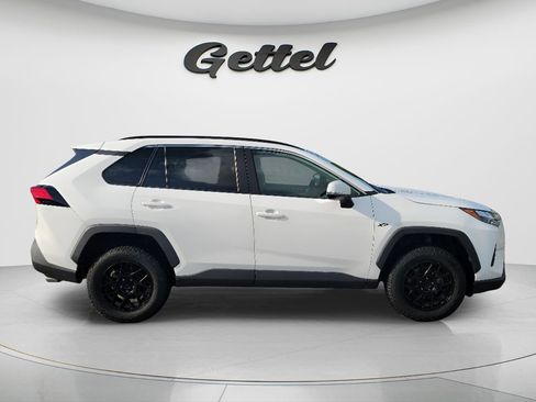Certified 2023 Toyota RAV4 XLE FWD image 4